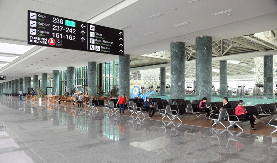 İzmir Flughafen Adnan Menderes (ADB)